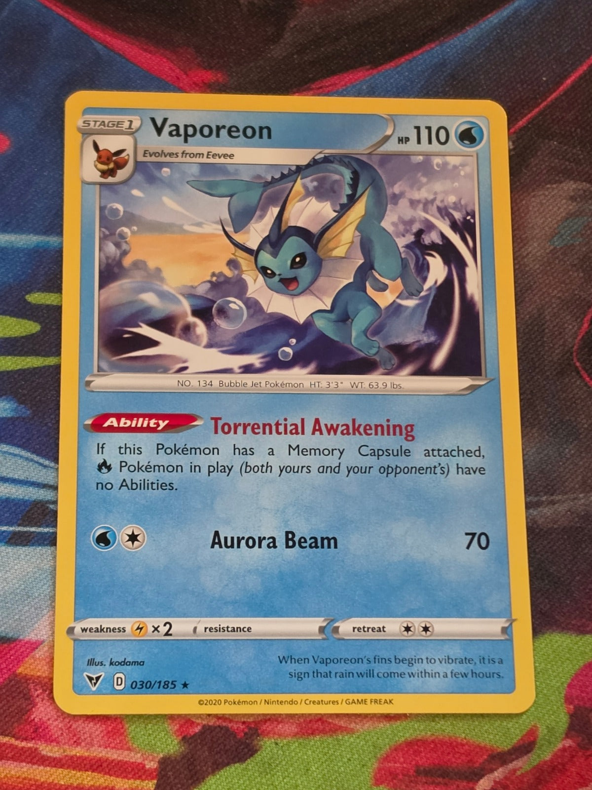 Vaporeon Rare Vivid Voltage 030/185 NM Pokemon