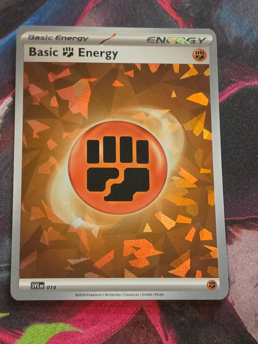 Basic Fighting Energy (Cracked Ice Holo) Common SVE: Scarlet & Violet Energies 014 NM Pokemon