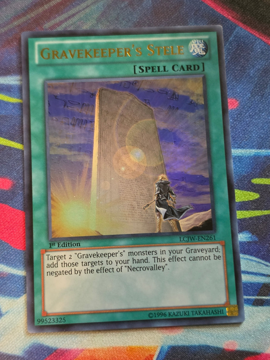 Gravekeeper's Stele Ultra Rare Legendary Collection 4: Joey's World LCJW-EN261 LP
