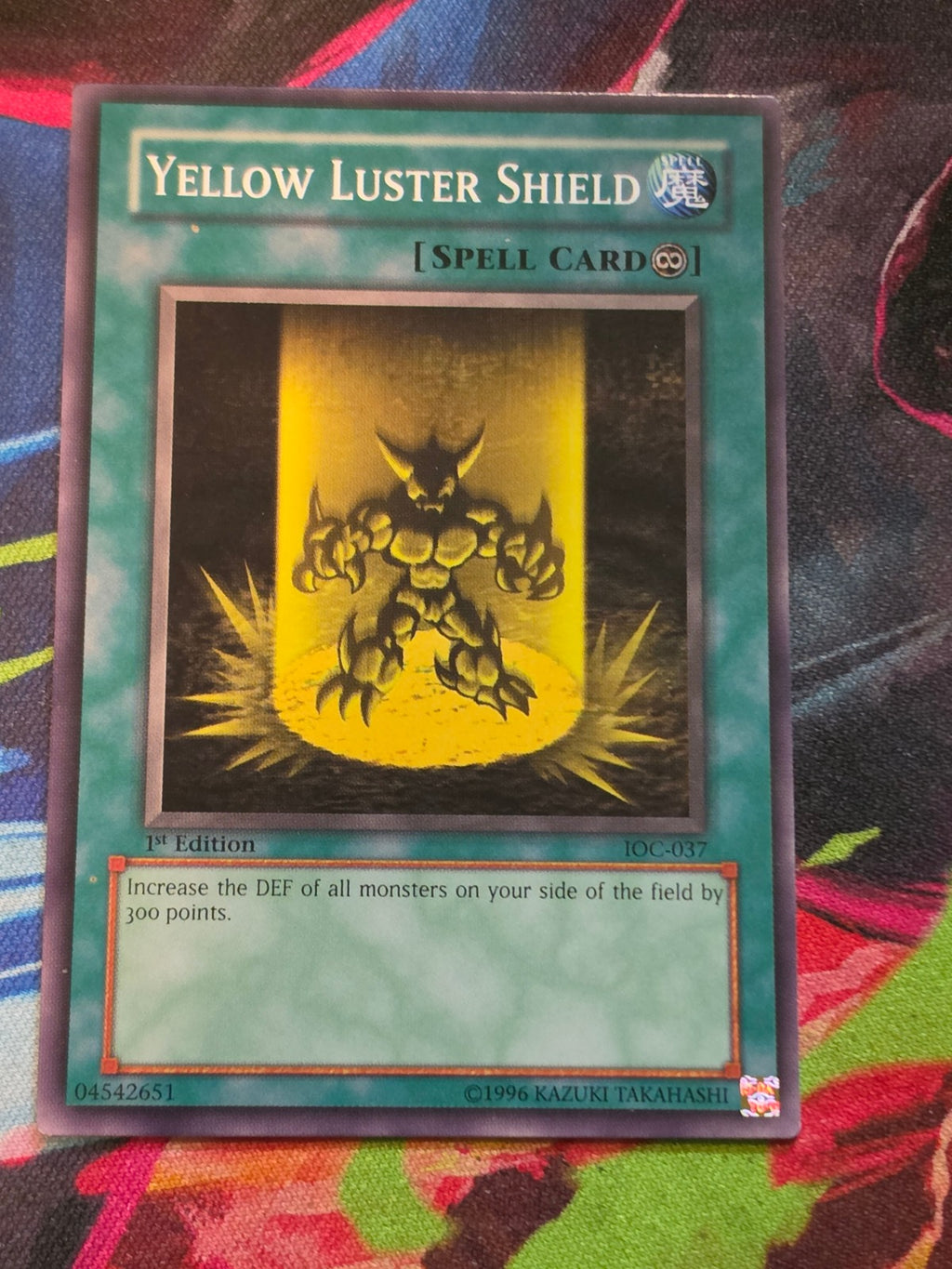 Yellow Luster Shield Common Invasion of Chaos IOC-037 LP