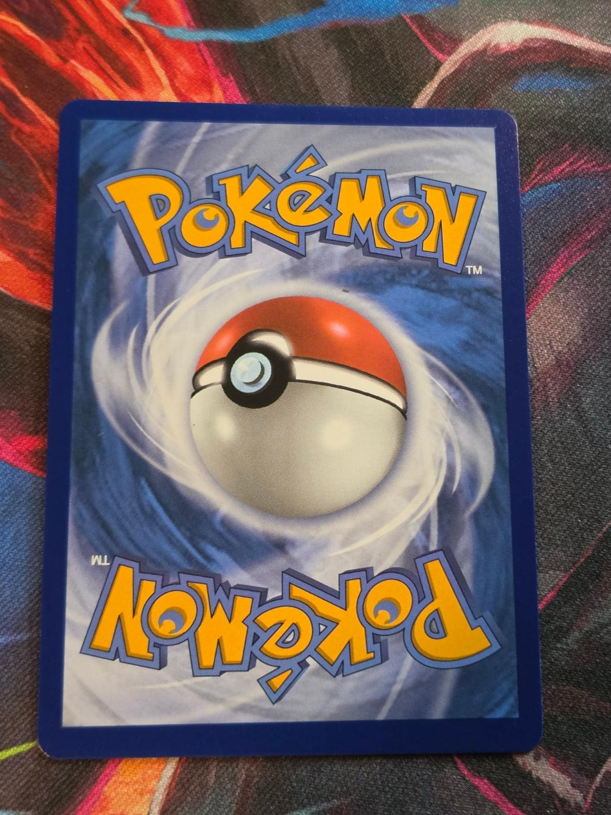 Stoutland (Poke Ball Pattern) Uncommon White Flare 076/086 NM Pokemon (Back)