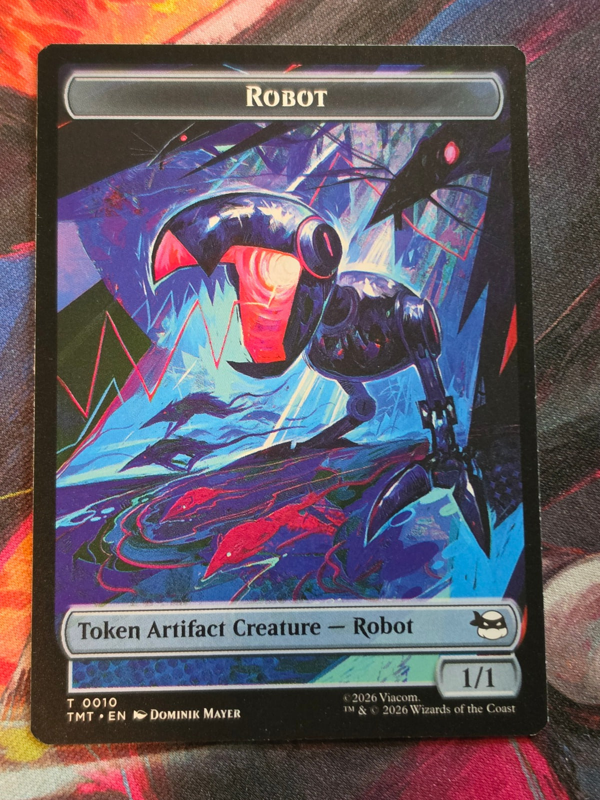 Robot // Food Double-Sided Token - 10 // 8 - Teenage Mutant Ninja Turtles Tokens - T - NM MTG (Back)