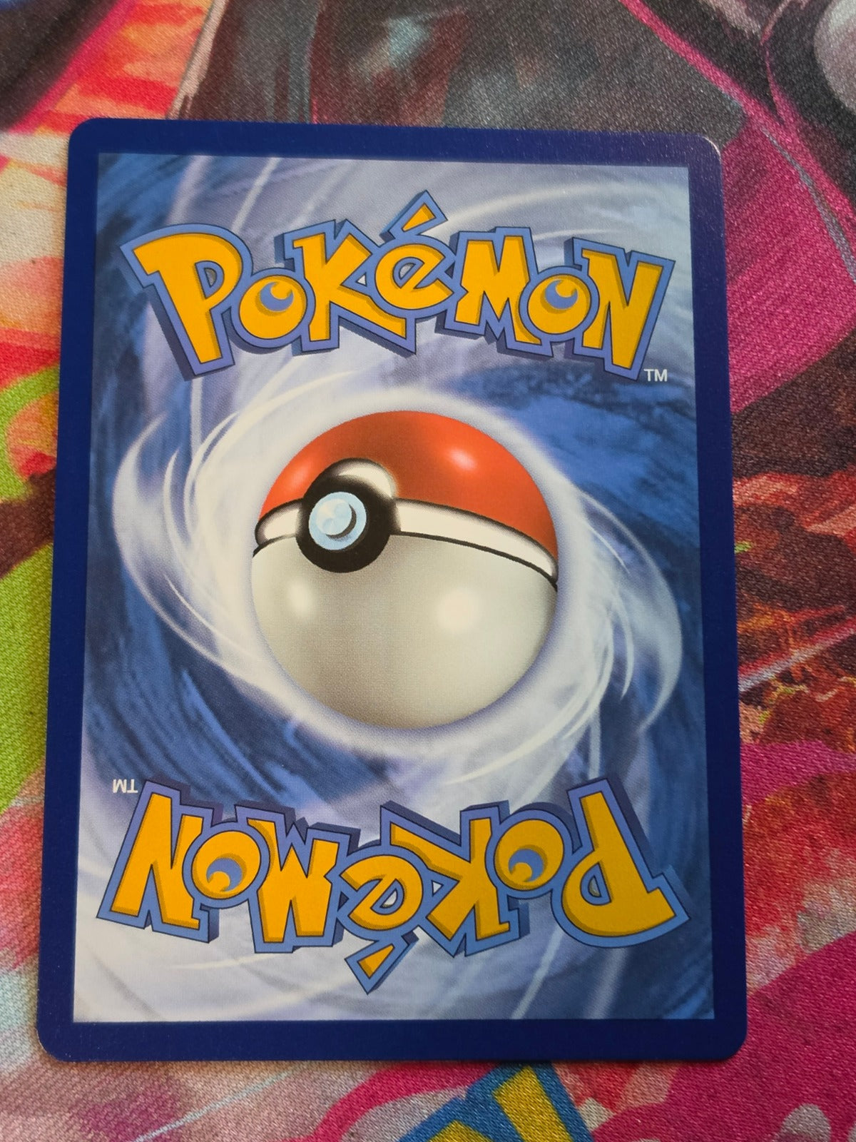 Alolan Vulpix V (Full Art) Ultra Rare SWSH12: Silver Tempest 173/195 NM Pokemon (Back)