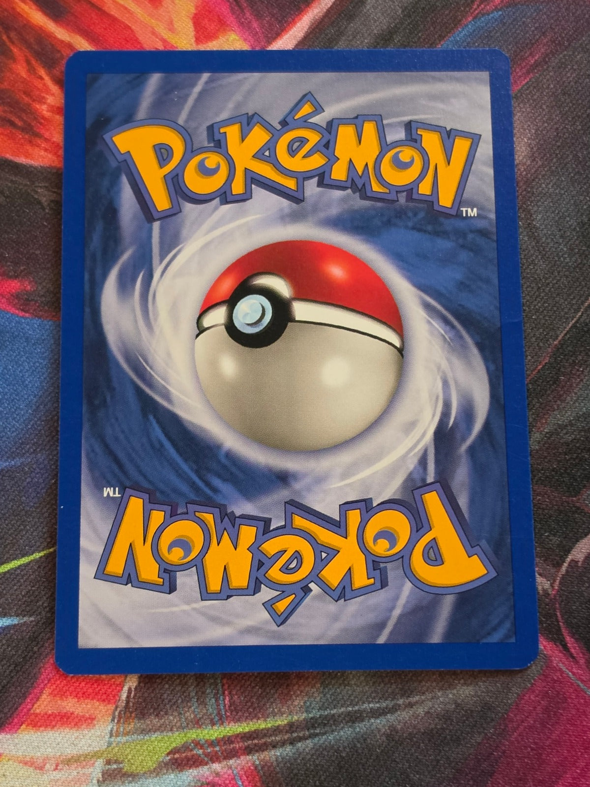 Gligar - 067/105 - Neo Destiny - Common - 1st Edition - MP* NM except crease middle right near first edition Pokemon (Back)