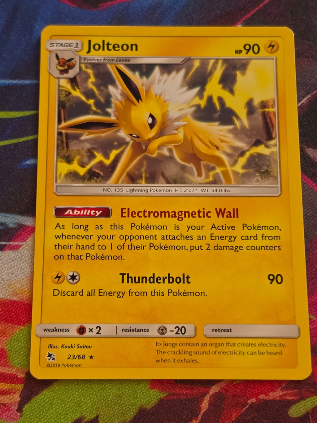 Jolteon - 23/68 - Hidden Fates - Rare - NM - Pokemon