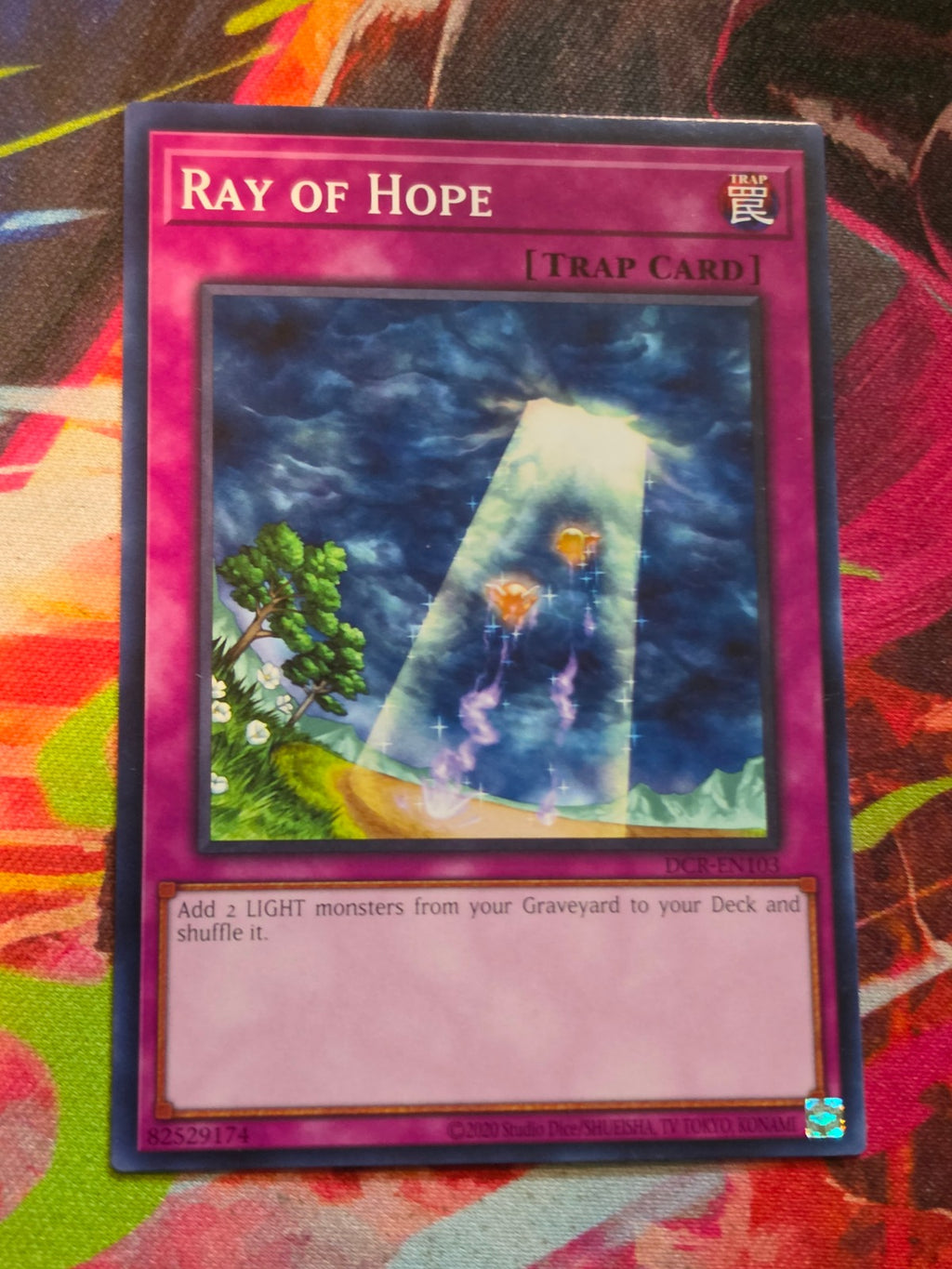 Ray of Hope Common Dark Crisis (25th Anniversary Edition) DCR-EN103 LP