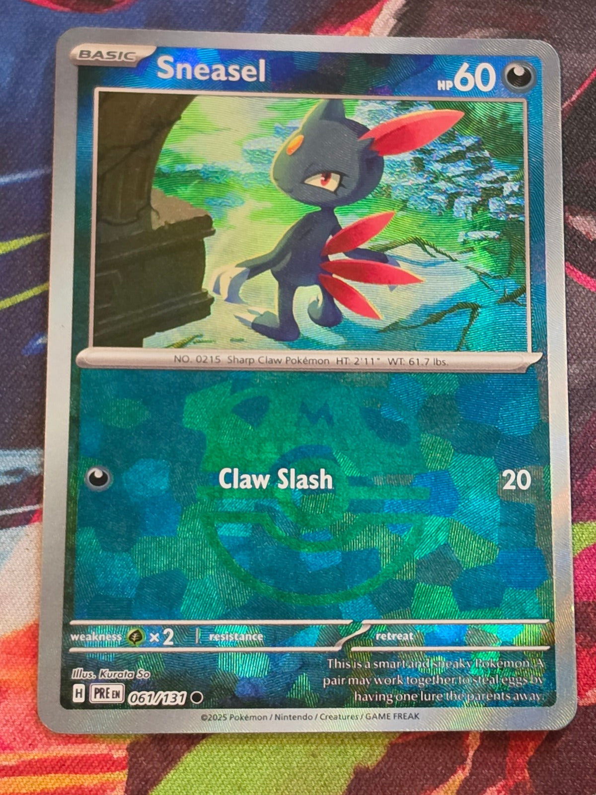 Sneasel (Master Ball Pattern) Common SV: Prismatic Evolutions 061/131 NM Pokemon