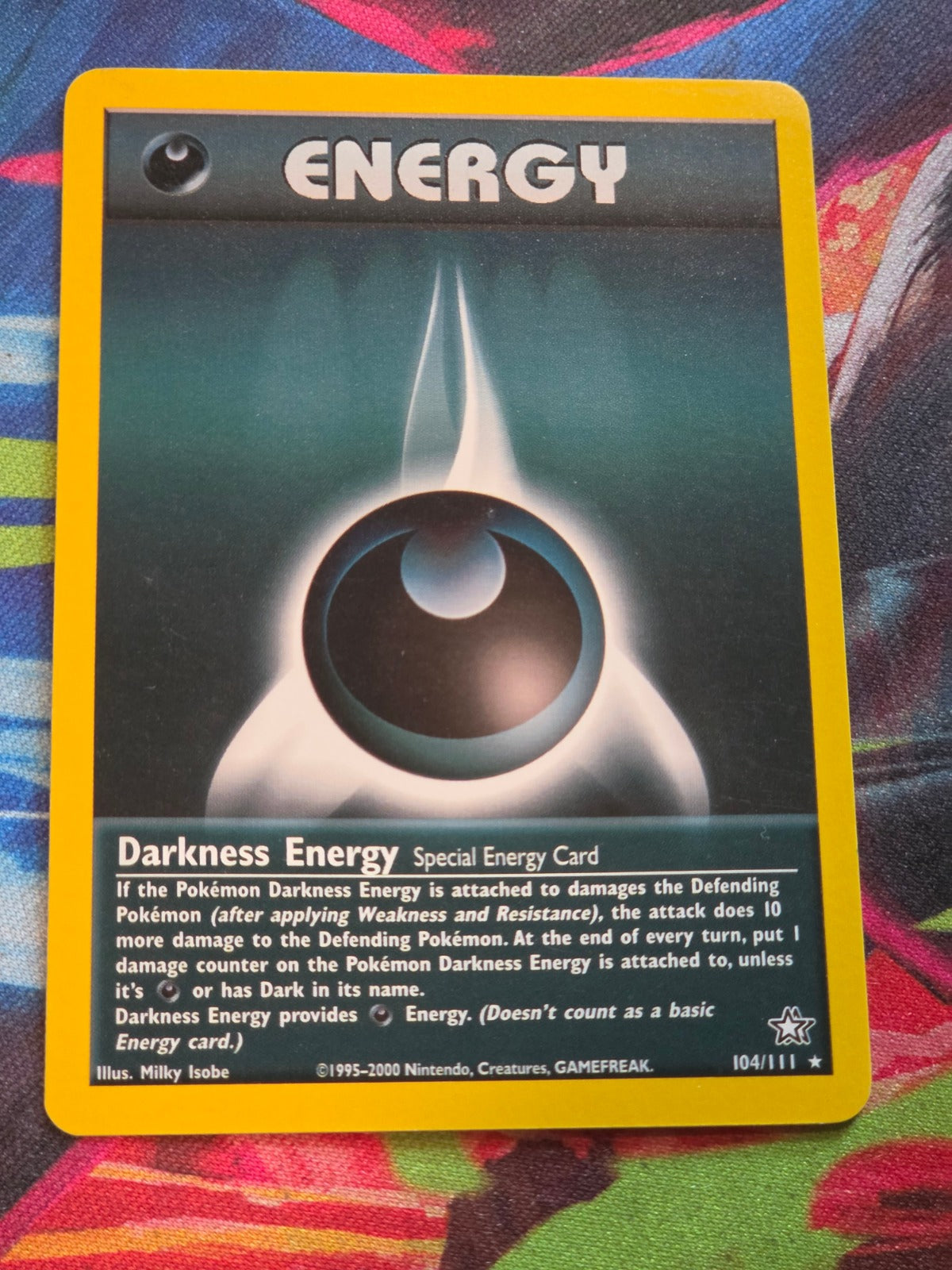 Darkness Energy - 104/111 - Neo Genesis - Rare - Unlimited - LP Pokemon