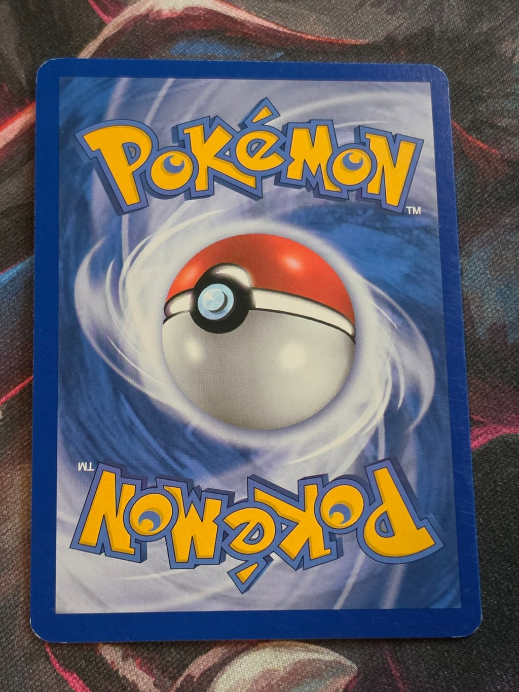 Combee - 99 - Supreme Victors - Common - LP - Pokemon (Back)