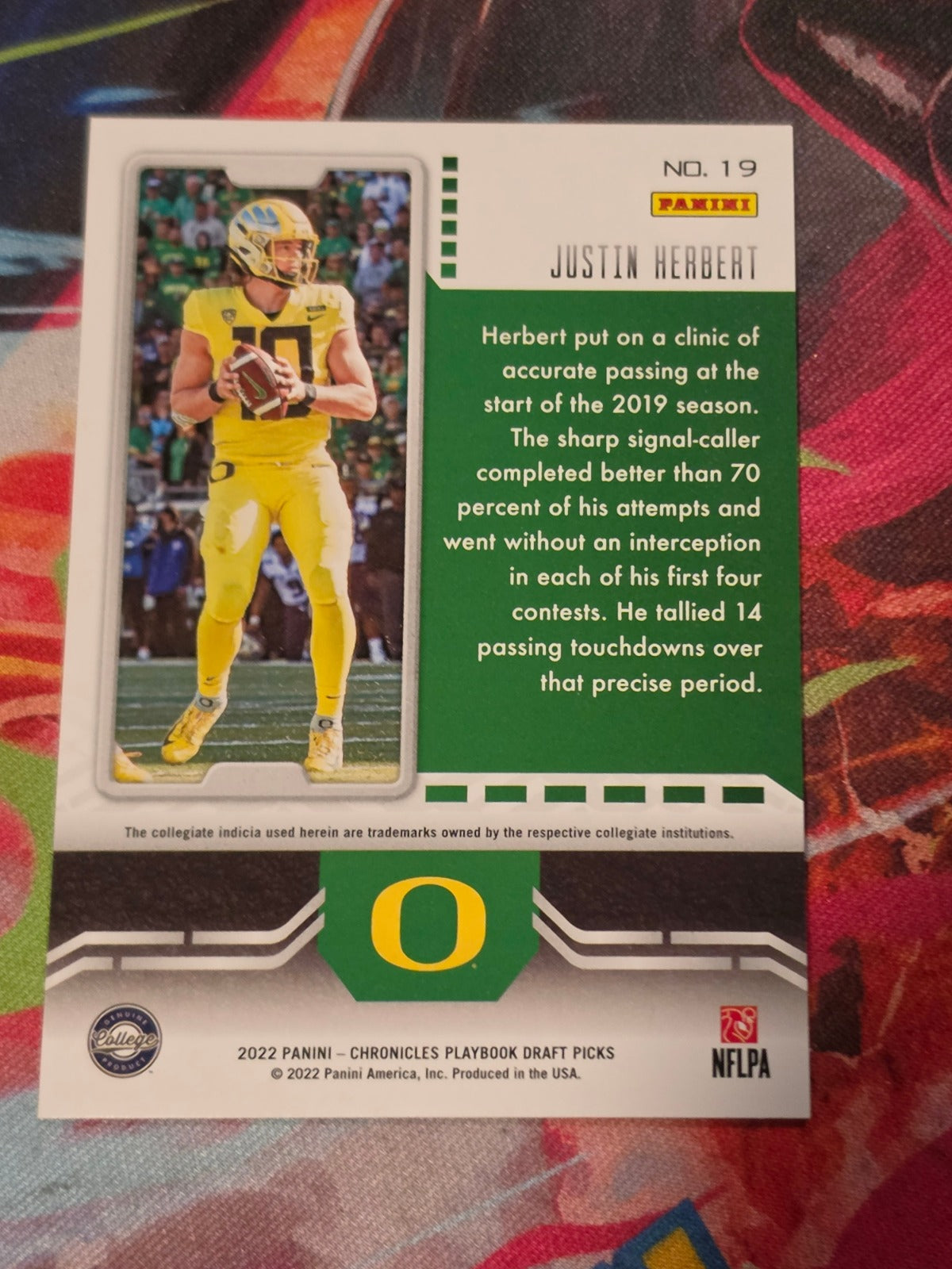 Justin Herbert 2022 Panini Chronicles Draft Picks - Playbook 19 NM Football (Back)