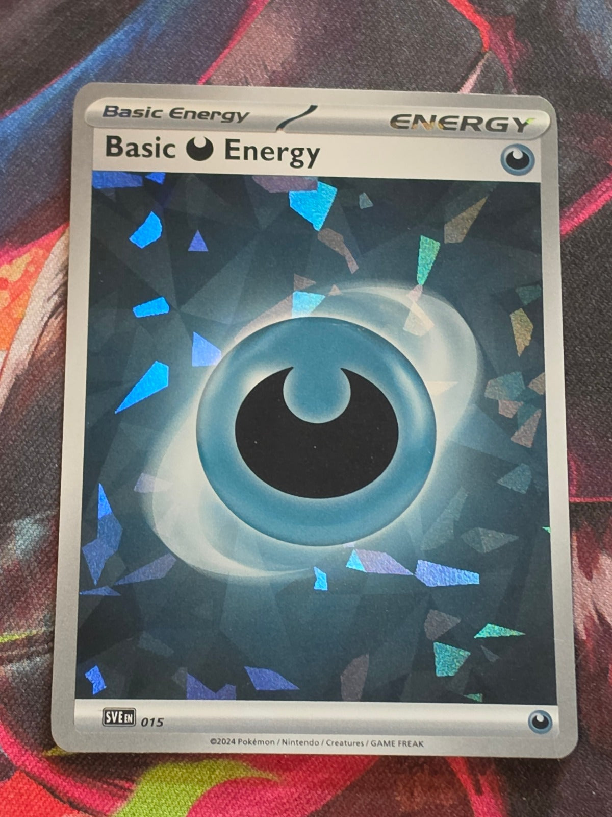 Basic Darkness Energy (Cracked Ice Holo) Common SVE: Scarlet & Violet Energies 015 NM Pokemon