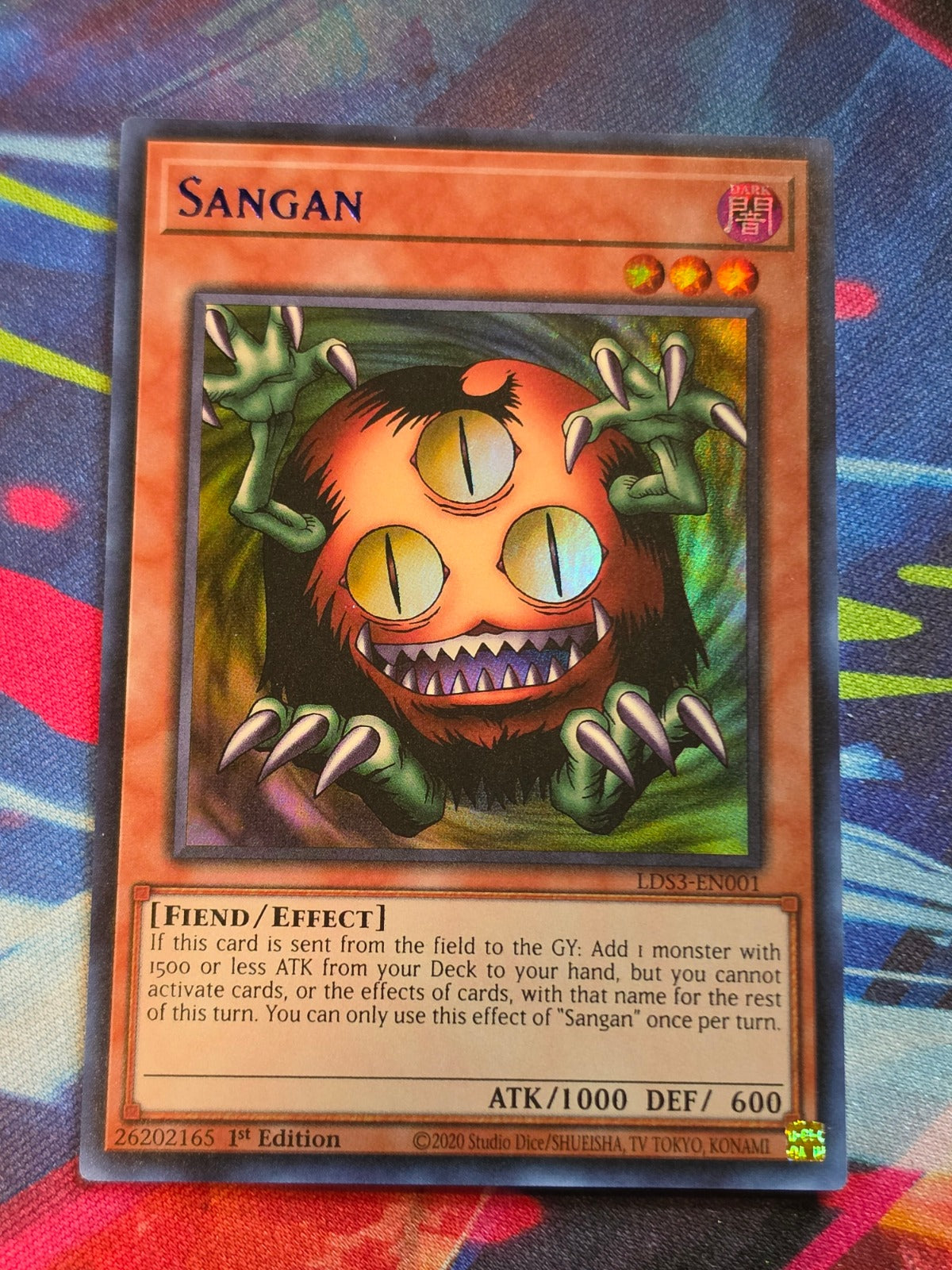 Sangan (Blue) Ultra Rare Legendary Duelists: Season 3 LDS3-EN001 LP