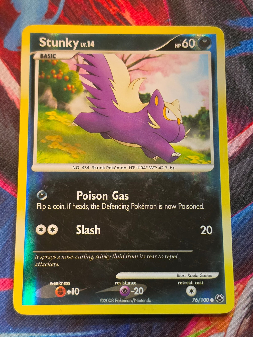 Stunky - 76/100 - Majestic Dawn - Common - Reverse Holo - LP Pokemon
