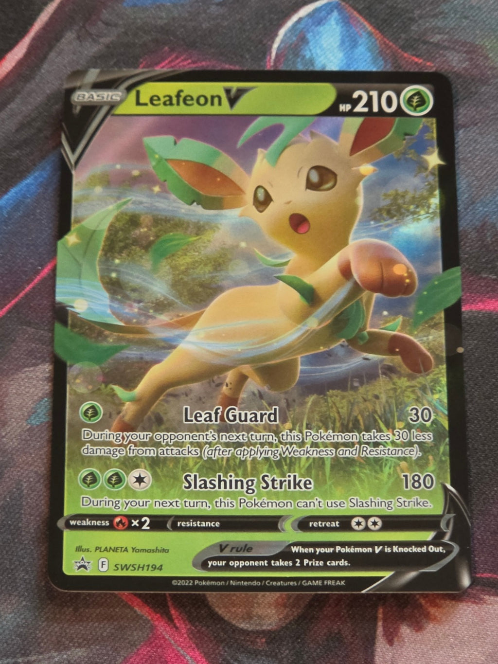 Leafeon V - SWSH194 - SWSH: Sword & Shield Promo Cards - Promo - NM Pokemon