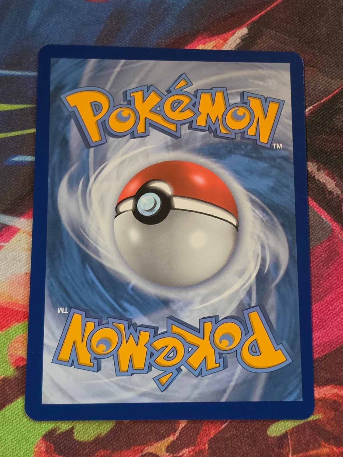 Bea Secret Rare Vivid Voltage 193/185 NM Pokemon (Back)